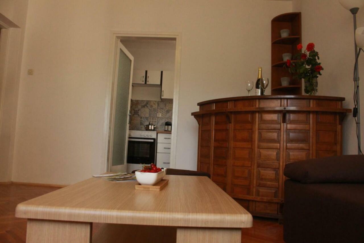 Apartment Monte Paradiso Pula Bagian luar foto