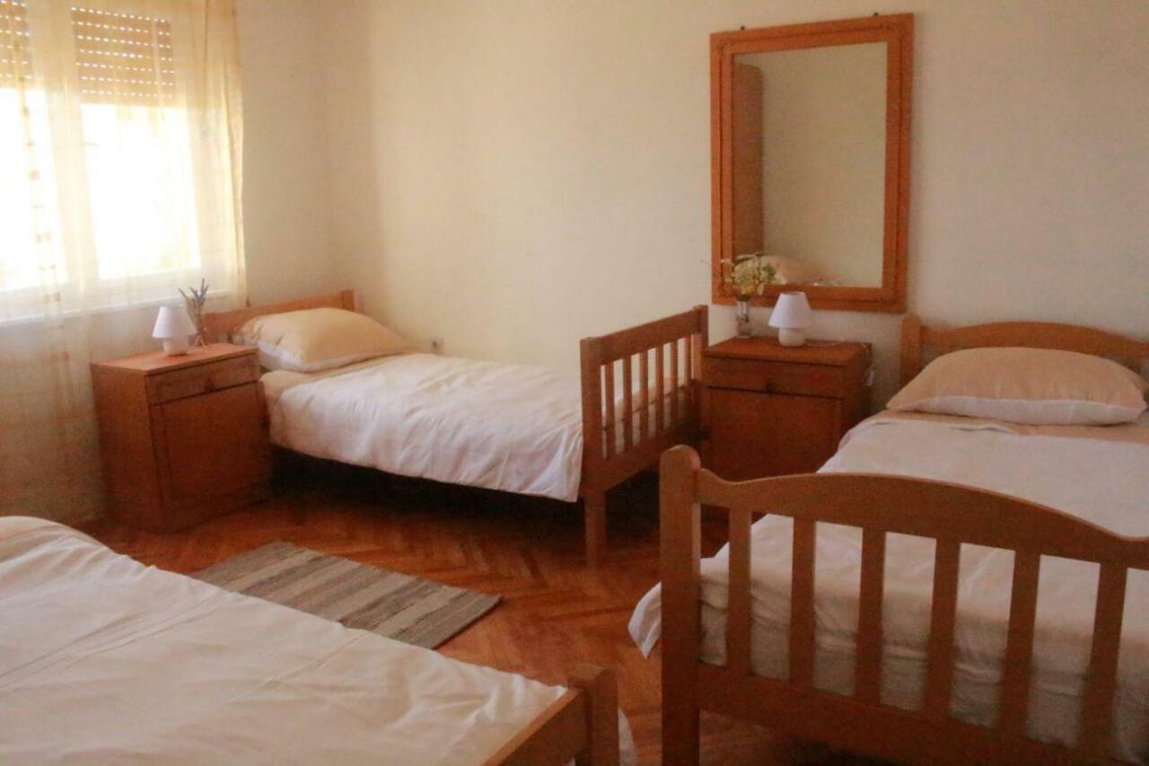 Apartment Monte Paradiso Pula Bagian luar foto