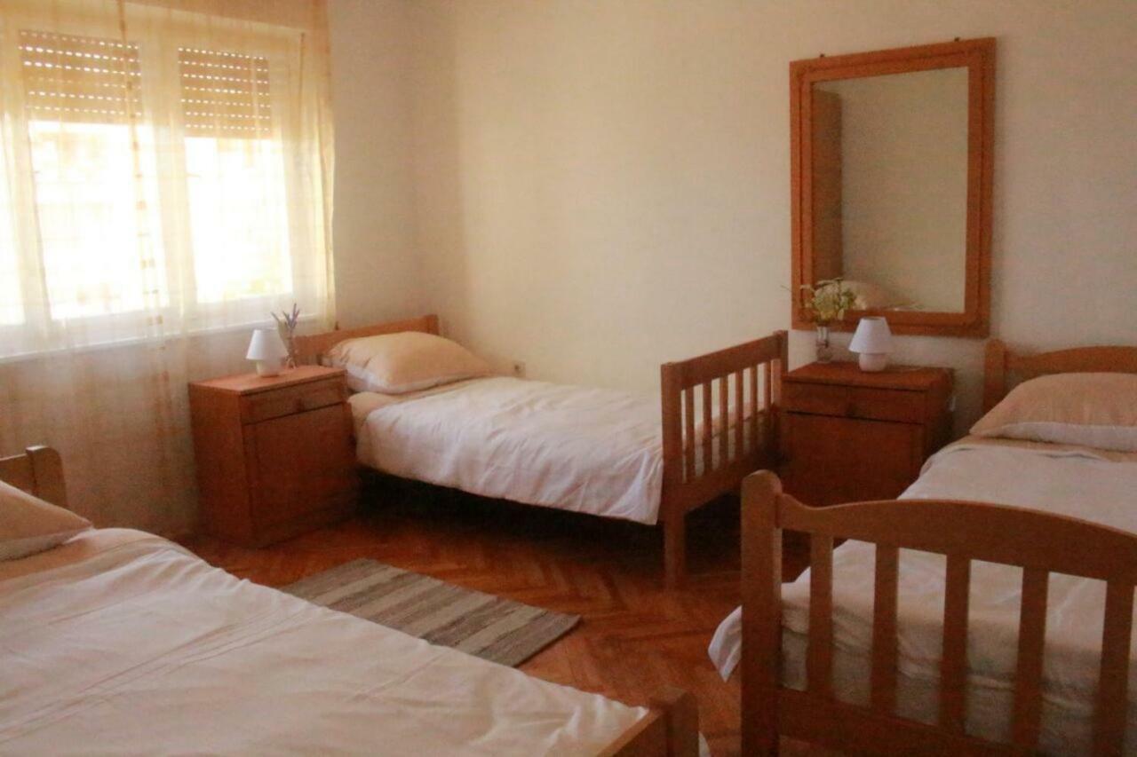 Apartment Monte Paradiso Pula Bagian luar foto